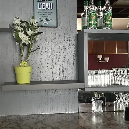 酒店 Restaurant Le Parisien 3*