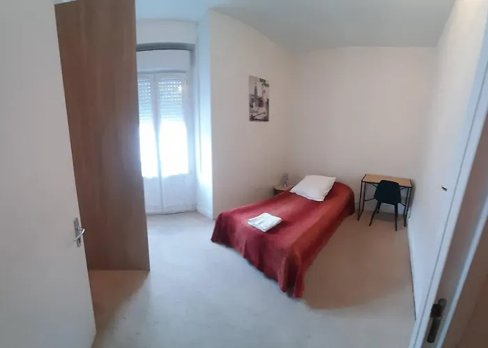 ホテル Restaurant Le Parisien