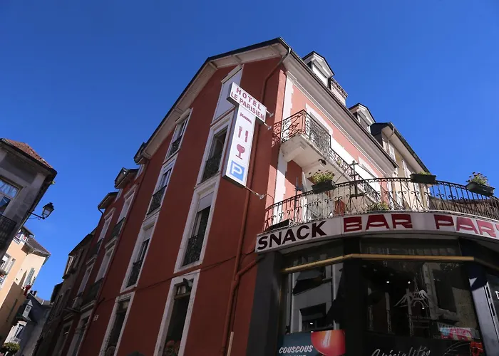 ホテル Restaurant Le Parisien ルルド