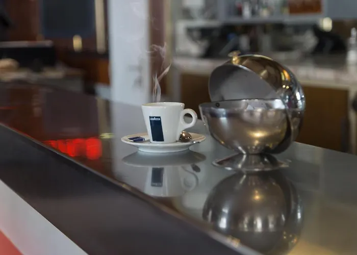 Restaurant Le Parisien ホテル ルルド