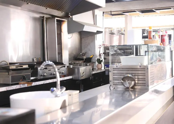 Готель Restaurant Le Parisien